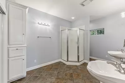 501 Cherry Hills Drive, Huntsville, TX 77340 - Photo 18