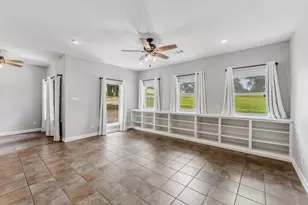 501 Cherry Hills Dr, Huntsville, TX 77340 - Photo 12
