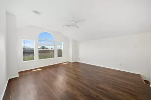 3122 Glencullen Ln, Pearland, TX 77584 - Photo 6