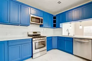 11840 Spring Grove Dr, Houston, TX 77099 - Photo 6