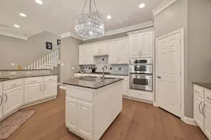 5335 Fairdale Ln, Houston, TX 77056 - Photo 18