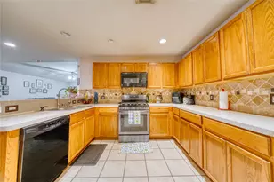 2210 Mountain Ranch Dr, Houston, TX 77049 - Photo 30