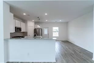 4610 Coral Bean St, Pinehurst, TX 77362 - Photo 6