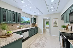 3415 W Creek Club Dr, Missouri City, TX 77459 - Photo 10