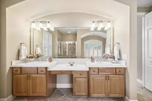 7703 Silver Pond Dr, Sugar Land, TX 77479 - Photo 20