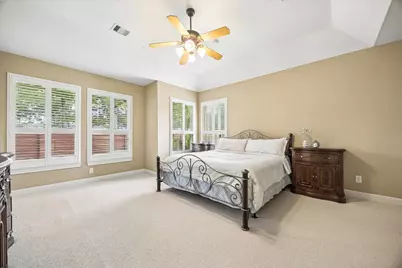 7703 Silver Pond Drive, Sugar Land, TX 77479 - Photo 16
