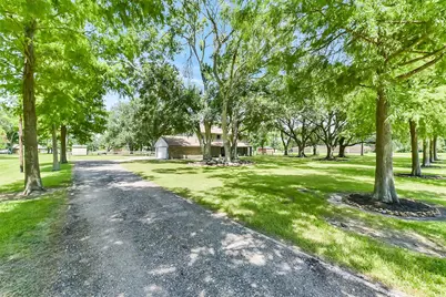 4190 County Road 145, Alvin, TX 77511 - Photo 28