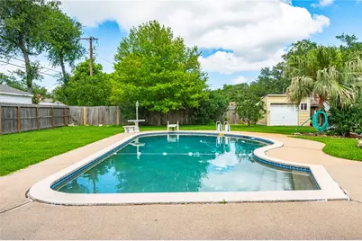 1222 24th Avenue N, Texas City, TX 77590 - Photo 48