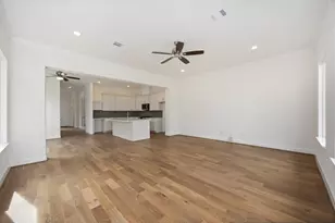 1125 E 24th St, Houston, TX 77009 - Photo 8