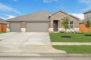 537 Comal Trl, Dayton, TX 77535 - Photo 2