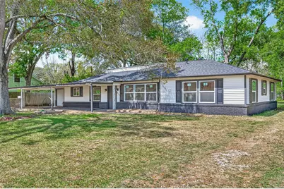815 Brooks Avenue, Rosenberg, TX 77471 - Photo 1