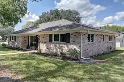 1505 Everitt Street, Navasota, TX 77868 - Photo 2