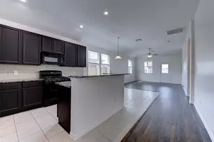 12822 Pine Meadows St, Tomball, TX 77375 - Photo 2