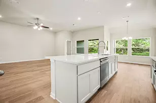 16 Cattle Dr, Bay City, TX 77414 - Photo 10