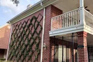 2915 Quenby Ave, West University Place, TX 77005 - Photo 2