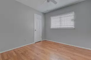 13211 Sharpbill Dr, Houston, TX 77083 - Photo 18