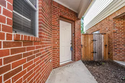 5215 Brinkman Court, Houston, TX 77091 - Photo 4