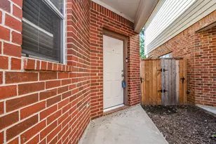 5215 Brinkman Ct, Houston, TX 77091 - Photo 4