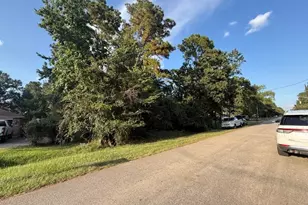 6910 Woodland Oaks, Magnolia, TX 77354 - Photo 6