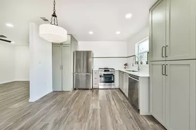 2416 S San Antonio Avenue, Pearland, TX 77581 - Photo 10