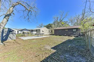 2416 S San Antonio Ave, Pearland, TX 77581 - Photo 22