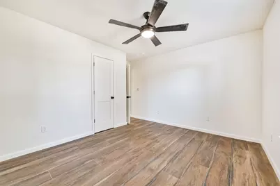 2416 S San Antonio Avenue, Pearland, TX 77581 - Photo 18