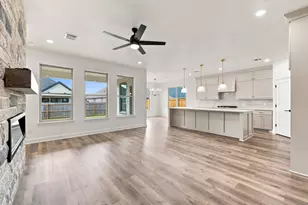 2803 Captain Dr, Bryan, TX 77808 - Photo 4