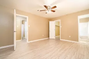 513 Catalpa, Angleton, TX 77515 - Photo 12