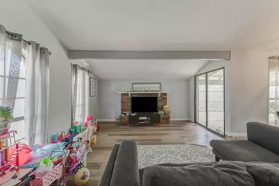 7230 Corta Calle Drive, Houston, TX 77083 - Photo 10