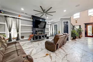 6121 County Rd 225, Hungerford, TX 77448 - Photo 8