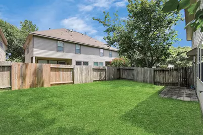139 Benedict Canyon Loop, The Woodlands, TX 77382 - Photo 18