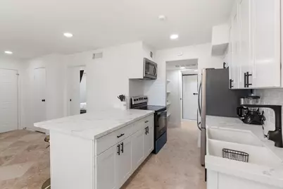 2750 Holly Hall Street #1111, Houston, TX 77054 - Photo 8