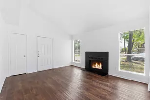 7200 W T C Jester Blvd, Houston, TX 77088 - Photo 10