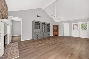 3918 Millrock Cir, Sugar Land, TX 77479 - Photo 10
