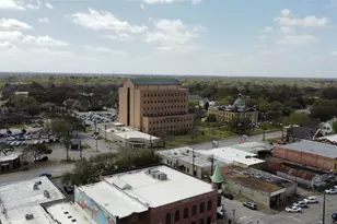 105 S 2nd St, Richmond, TX 77469 - Photo 14