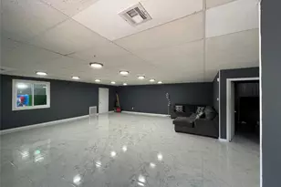 105 S 2nd St, Richmond, TX 77469 - Photo 4