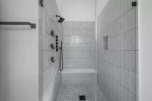 5705 Dolores St, Houston, TX 77057 - Photo 10