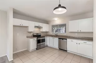 6 Red Deer Ln, The Woodlands, TX 77380 - Photo 8