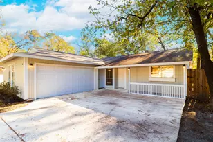 6 Red Deer Ln, The Woodlands, TX 77380 - Photo 4