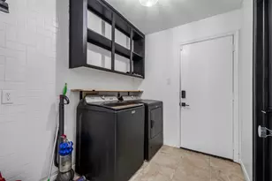 2701 St Andrews Pl, League City, TX 77573 - Photo 10