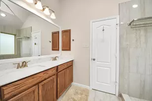19734 Oakdale Lks Trl, Richmond, TX 77407 - Photo 40
