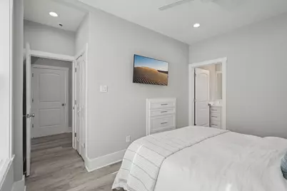 16700 Montego Way, Jamaica Beach, TX 77554 - Photo 20