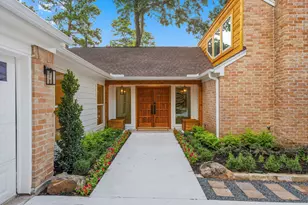 76 Woodhaven Wood Dr, The Woodlands, TX 77380 - Photo 4