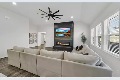 13642 Giant Panda Bear Avenue, Crosby, TX 77532 - Photo 6