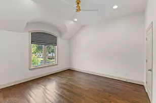 903 Wycliffe Dr, Houston, TX 77079 - Photo 38