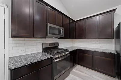 11710 Rosehall Reach Ln, Tomball, TX 77377 - Photo 16