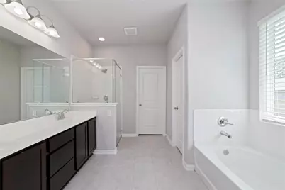 11710 Rosehall Reach Ln, Tomball, TX 77377 - Photo 18