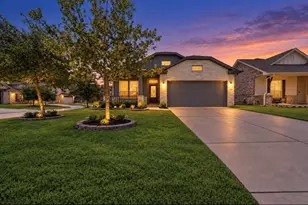 11710 Rosehall Reach Ln, Tomball, TX 77377 - Photo 1
