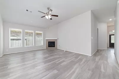 11710 Rosehall Reach Ln, Tomball, TX 77377 - Photo 12