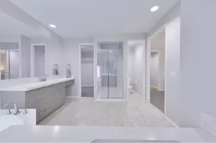 2519 Desert Island Dr, League City, TX 77573 - Photo 12